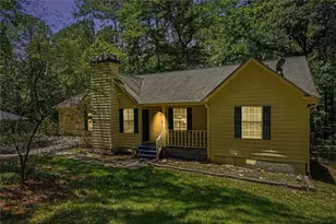 4827 Oakwood Ct, Loganville, GA 30052 - Photo 3