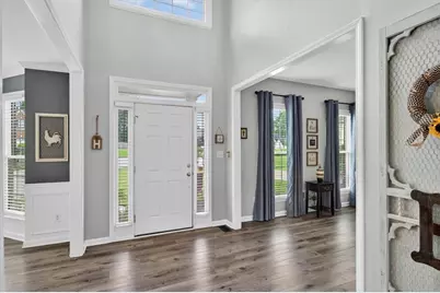 933 Hawk Creek Trail, Lawrenceville, GA 30043 - Photo 5