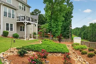 933 Hawk Creek Trail, Lawrenceville, GA 30043 - Photo 43
