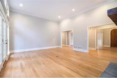 960 Landmark Drive, Atlanta, GA 30342 - Photo 9