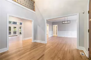 960 Landmark Dr, Atlanta, GA 30342 - Photo 7