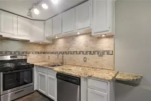 880 Glendale Terrace NE, Atlanta, GA 30308 - Photo 1