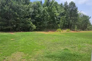 105 Kaitlyn Cir, Eatonton, GA 31024 - Photo 3