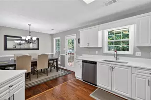 340 Fountainmist Trail, Lawrenceville, GA 30043 - Photo 3