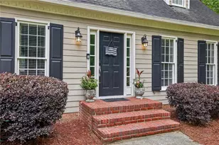 4112 Glen Meadow Dr, Peachtree Corners, GA 30092 - Photo 3
