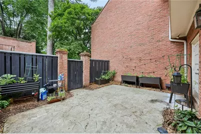 11 Kings Walk NE, Atlanta, GA 30307 - Photo 29