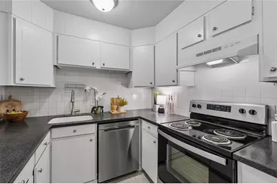 11 Kings Walk NE, Atlanta, GA 30307 - Photo 15
