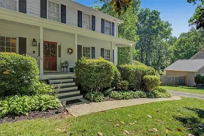 1919 McEachern Manor Drive SW, Marietta, GA 30064 - Photo 5