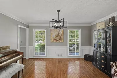 1919 McEachern Manor Drive SW, Marietta, GA 30064 - Photo 11