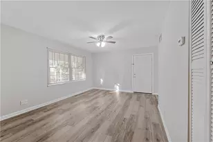 2382 Peachwood Cir NE, Atlanta, GA 30345 - Photo 5