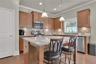 630 Collingsworth Ln, Lawrenceville, GA 30043 - Photo 9