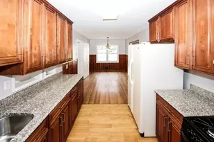 5075 Winters Chapel Rd, Atlanta, GA 30360 - Photo 5