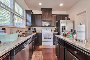 566 Jody Pl, Lilburn, GA 30047 - Photo 17