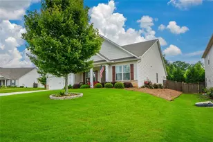 7750 Farrow Pass Cir, Cumming, GA 30028 - Photo 3
