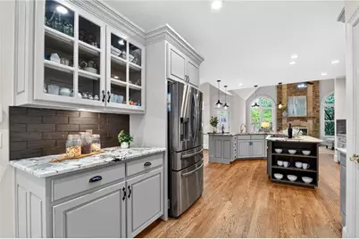 10640 N Edgewater Place, Johns Creek, GA 30097 - Photo 11