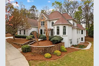 10640 N Edgewater Place, Johns Creek, GA 30097 - Photo 3