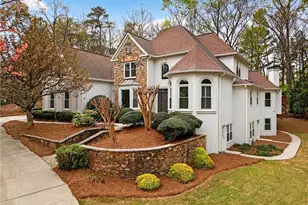 10640 N Edgewater Pl, Johns Creek, GA 30097 - Photo 3