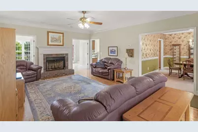 1302 Chester Place, McDonough, GA 30252 - Photo 3