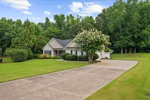 95 Bailey Dr, Jefferson, GA 30549 - Photo 1