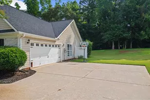 95 Bailey Dr, Jefferson, GA 30549 - Photo 3