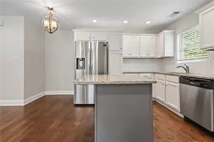 2952 Palm Dr, East Point, GA 30344 - Photo 9