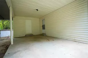 7598 Connell Dr, Jonesboro, GA 30236 - Photo 19