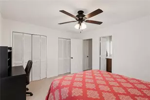 16 Holly Downs Ct NW, Atlanta, GA 30318 - Photo 13