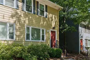 16 Holly Downs Ct NW, Atlanta, GA 30318 - Photo 3