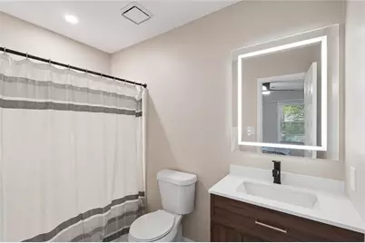 16 Holly Downs Court NW, Atlanta, GA 30318 - Photo 17