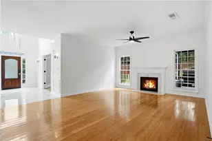 265 Marchand Ct, Atlanta, GA 30328 - Photo 15
