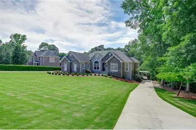 765 River Chase, Hoschton, GA 30548 - Photo 3