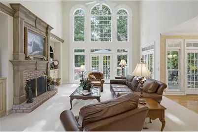 5570 Stoneleigh Drive, Suwanee, GA 30024 - Photo 9