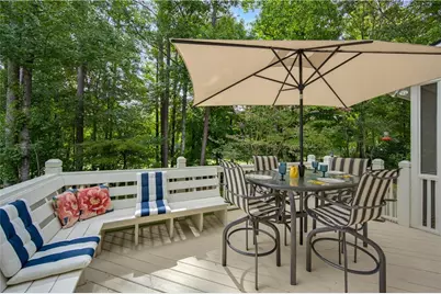 5570 Stoneleigh Drive, Suwanee, GA 30024 - Photo 21