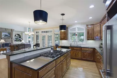 5570 Stoneleigh Drive, Suwanee, GA 30024 - Photo 15