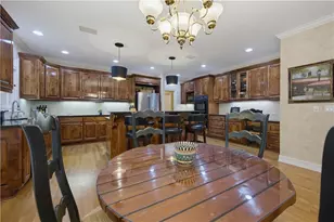 5570 Stoneleigh Dr, Suwanee, GA 30024 - Photo 11