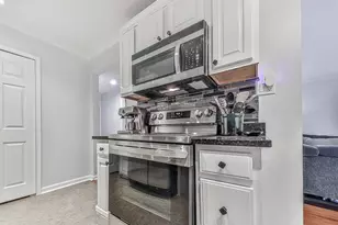 1708 Brighton Point, Atlanta, GA 30328 - Photo 9