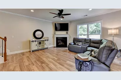 6015 Cedar Wood Court, Hoschton, GA 30548 - Photo 11