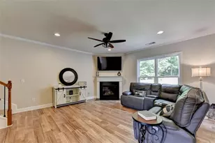 6015 Cedar Wood Ct, Hoschton, GA 30548 - Photo 11