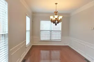 10829 Yorkwood St, Duluth, GA 30097 - Photo 7
