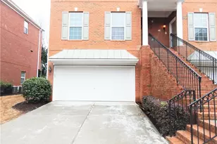 10829 Yorkwood St, Duluth, GA 30097 - Photo 3