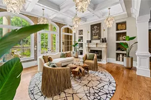453 Londonberry Rd, Sandy Springs, GA 30327 - Photo 9
