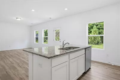 2048 Boxwood Circle, Conyers, GA 30094 - Photo 11