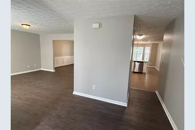 6424 Castle Court Way, Lithonia, GA 30058 - Photo 7