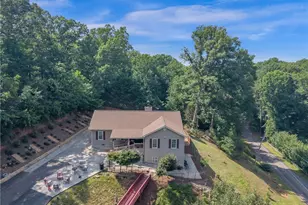 3105 Navajo Cir, Gainesville, GA 30501 - Photo 1