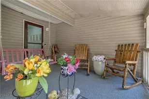 3105 Navajo Cir, Gainesville, GA 30501 - Photo 7