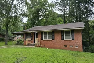 633 Currie Dr, Forest Park, GA 30297 - Photo 1