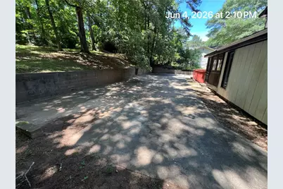 3745 Londonderry Court, Lithonia, GA 30038 - Photo 5