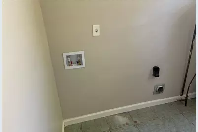3745 Londonderry Court, Lithonia, GA 30038 - Photo 9