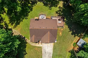 5310 Redfield Way, Flowery Branch, GA 30542 - Photo 3