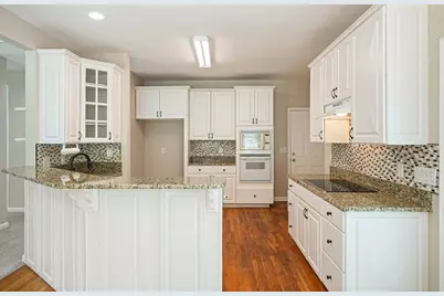 8033 Ridge Valley, Woodstock, GA 30189 - Photo 17